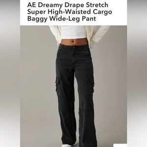 AE Dreamy Drape Stretch Super High-Waisted Cargo Baggy Wide-Leg Pant